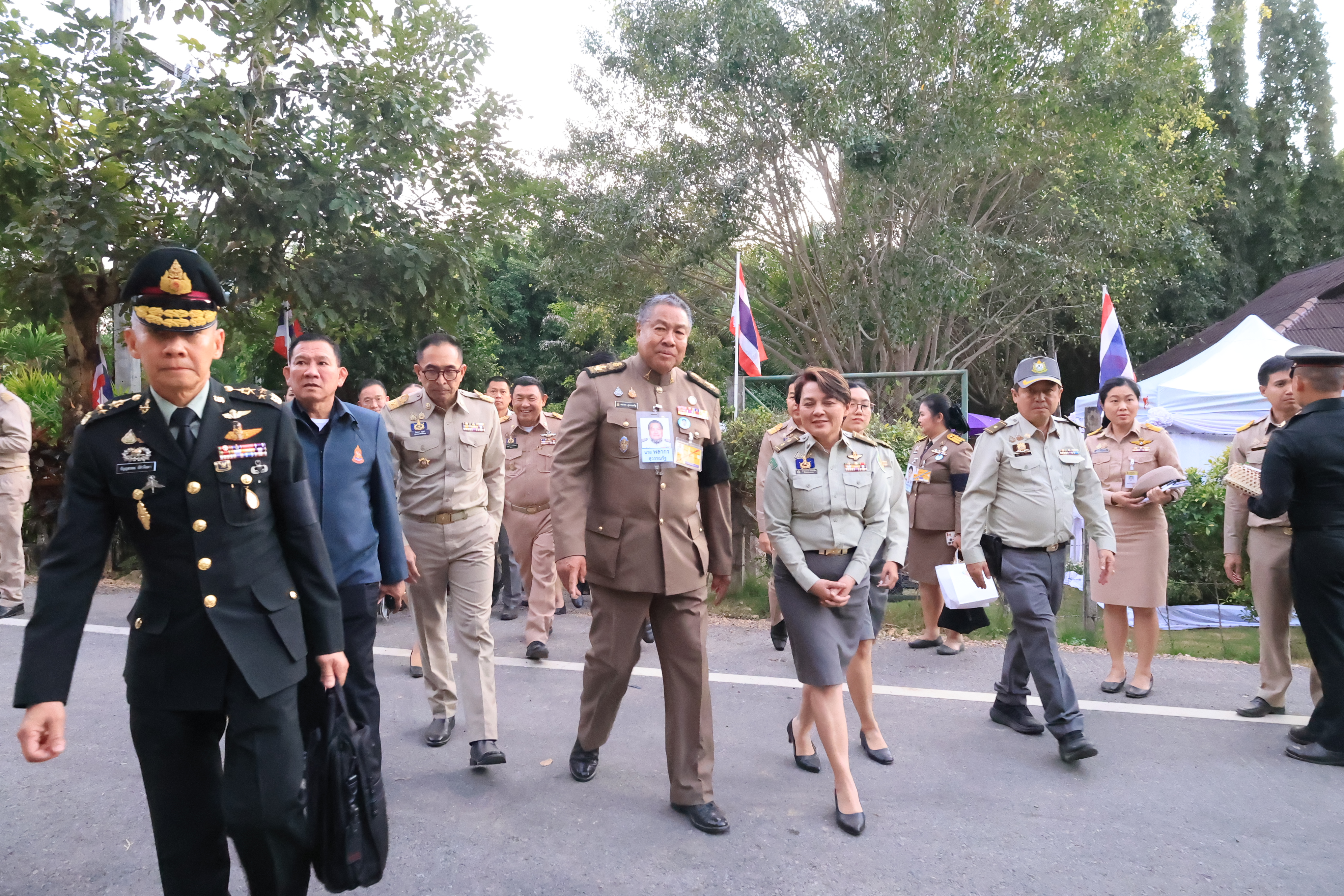 title - องคมนตรี ลงพื้นที่ติดตามและขับเคลื่อนโครงการพัฒนาพื้นที่ลุ่มน้ำแม่อาวอันเนื่องจากพระราชดำริ ตำบลนครเจดีย์ อำเภอป่าซาง จังหวัดลำพูน